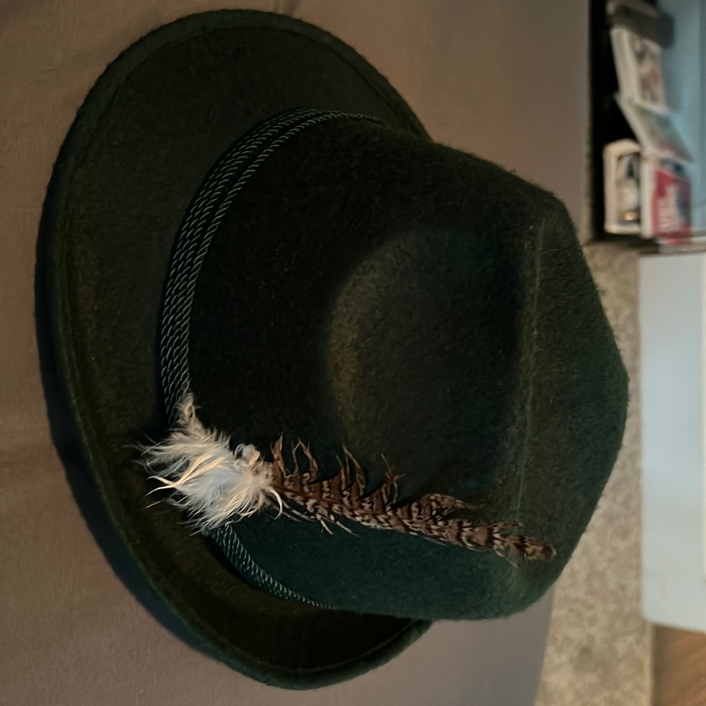 Green. Felt. Oktoberfest hat. Traditional. Unisex